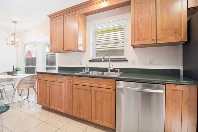 2309 Woodrow Way, Rowlett, TX 75088