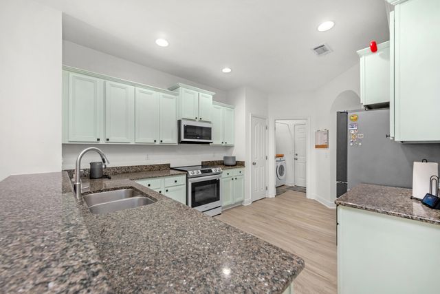 653 Red Fern Road, Crestview, FL 32536