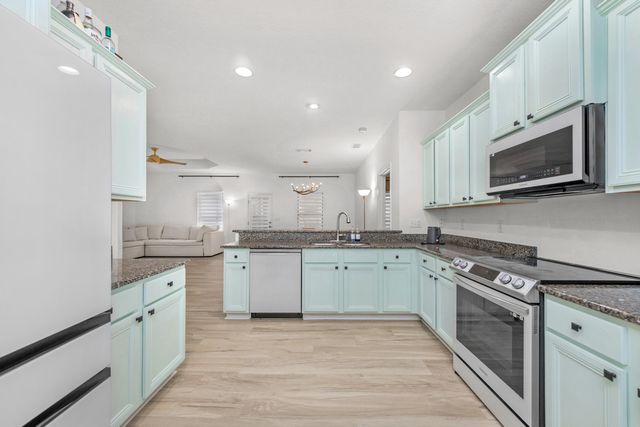 653 Red Fern Road, Crestview, FL 32536