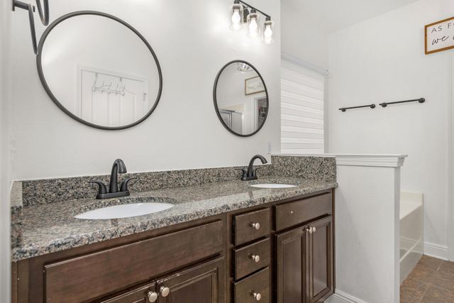 653 Red Fern Road, Crestview, FL 32536