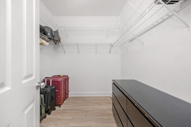 653 Red Fern Road, Crestview, FL 32536