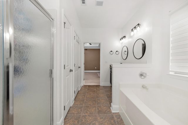 653 Red Fern Road, Crestview, FL 32536