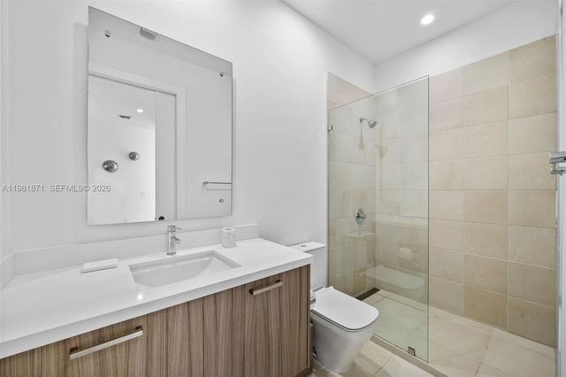 1034 NE 18th Ave 205, Fort Lauderdale, FL 33304