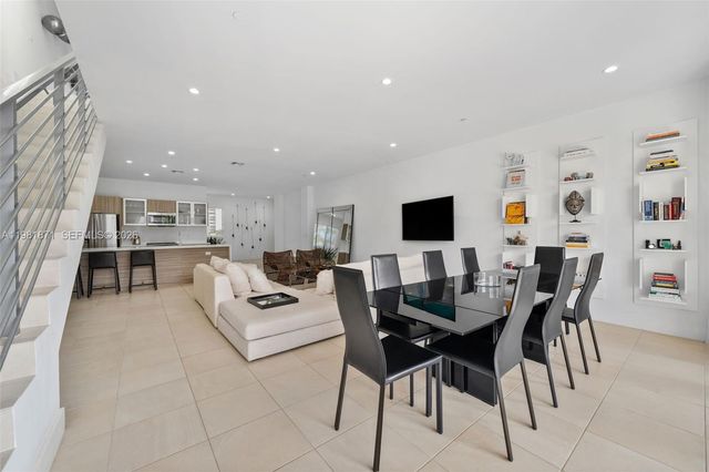 1034 NE 18th Ave 205, Fort Lauderdale, FL 33304