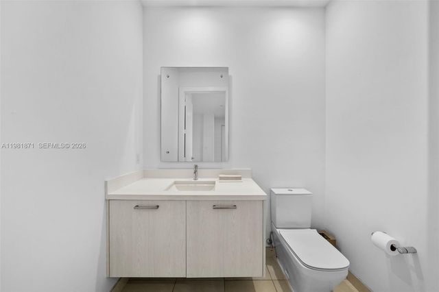 1034 NE 18th Ave 205, Fort Lauderdale, FL 33304