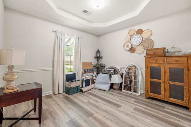 105 COUNTRYWOOD LN LN S, Oakland, TN 38060