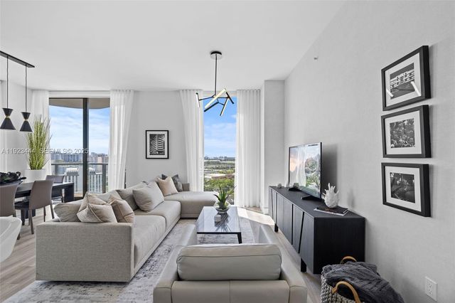 101 Diplomat Pkwy 0710, Hallandale Beach, FL 33009