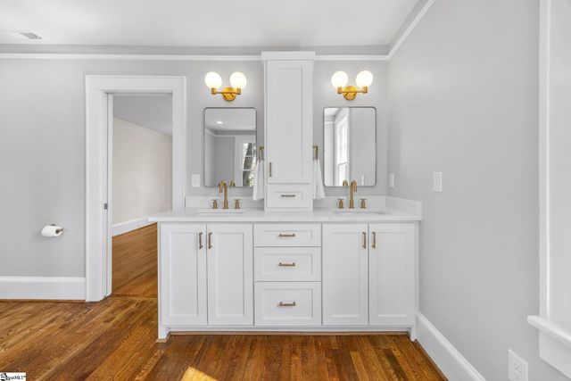 100 Overbrook Circle, Greenville, SC 29607