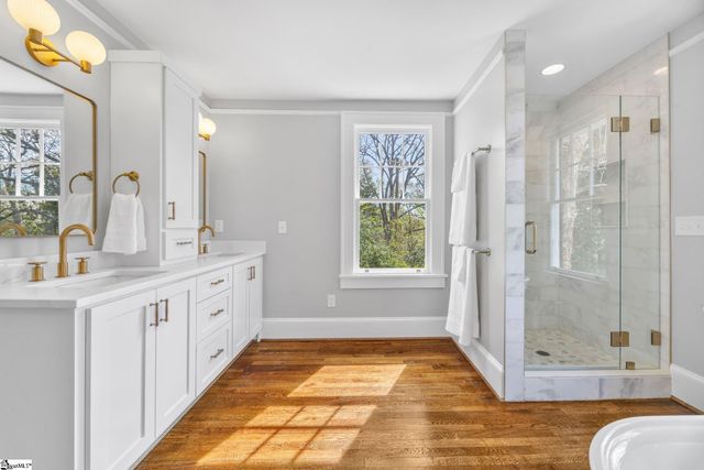 100 Overbrook Circle, Greenville, SC 29607