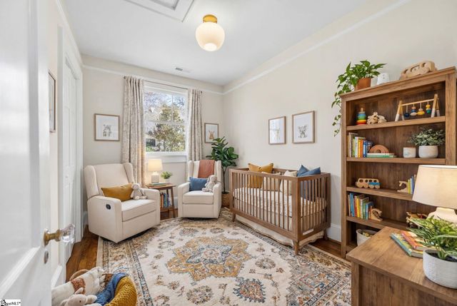 100 Overbrook Circle, Greenville, SC 29607