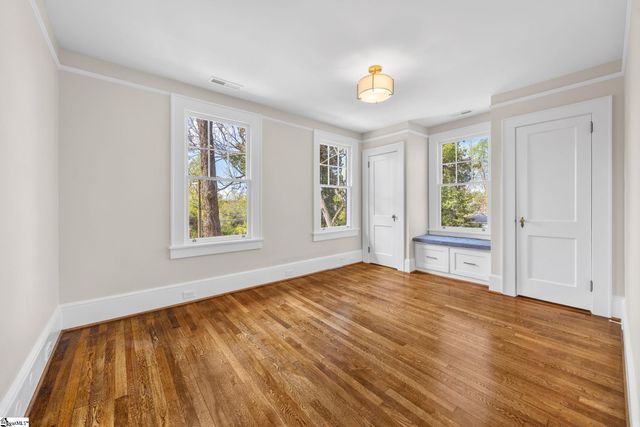 100 Overbrook Circle, Greenville, SC 29607