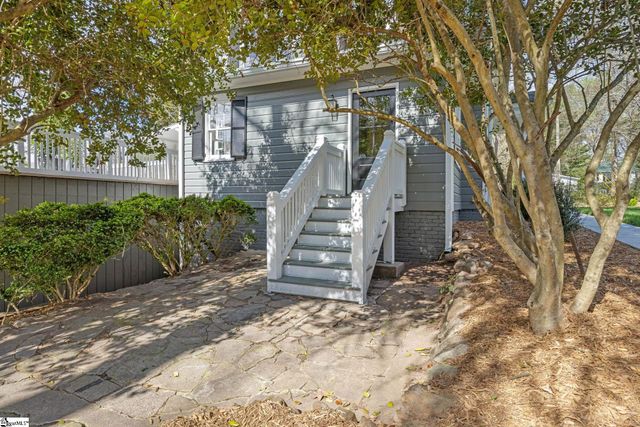 100 Overbrook Circle, Greenville, SC 29607