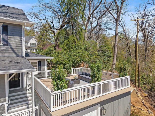 100 Overbrook Circle, Greenville, SC 29607