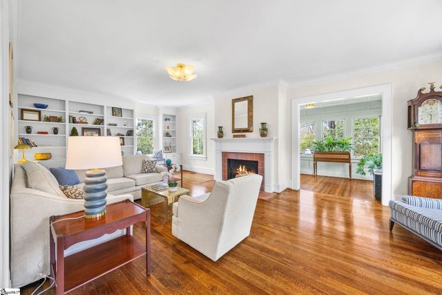 100 Overbrook Circle, Greenville, SC 29607