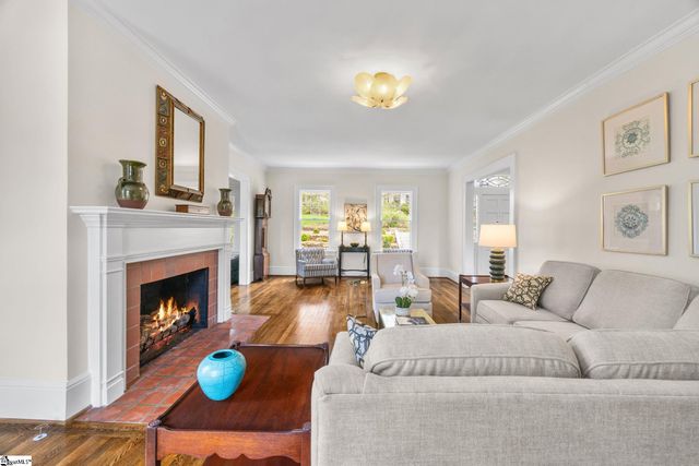 100 Overbrook Circle, Greenville, SC 29607