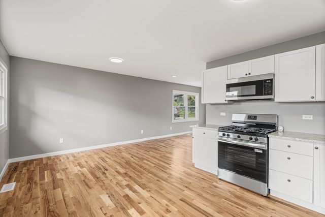 20 Elm Avenue, Hobart, IN 46342