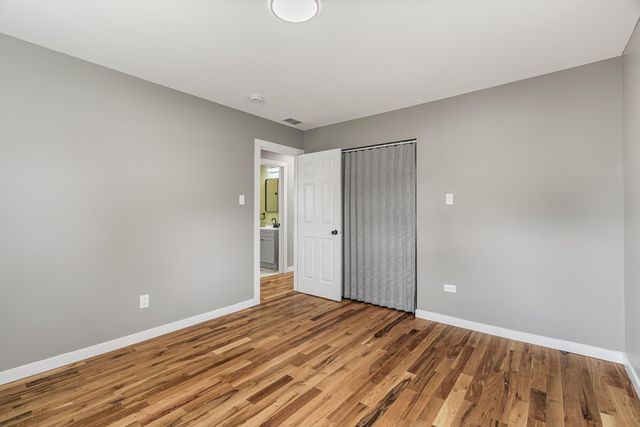 20 Elm Avenue, Hobart, IN 46342