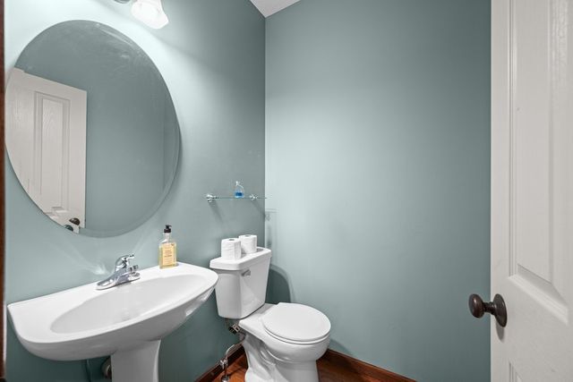 1338 W 61st Street, Davenport, IA 52806