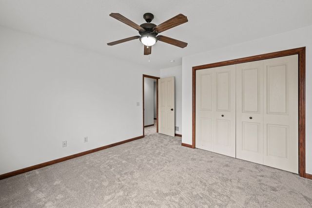 1338 W 61st Street, Davenport, IA 52806