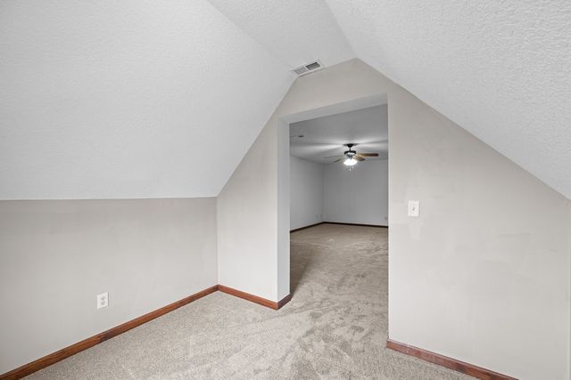 1338 W 61st Street, Davenport, IA 52806