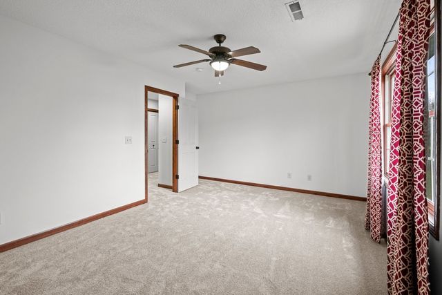 1338 W 61st Street, Davenport, IA 52806