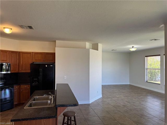 3800 20th ST W, Lehigh Acres, FL 33971