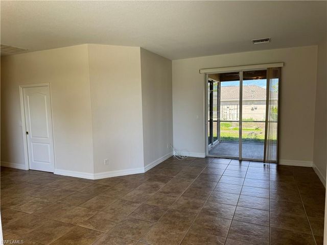 3800 20th ST W, Lehigh Acres, FL 33971