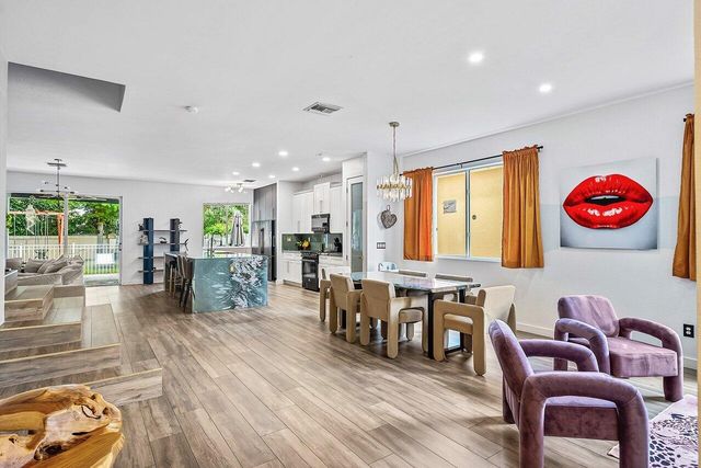 10223 Boca Vista Drive, Boca Raton, FL 33498