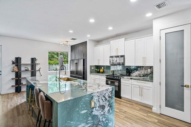 10223 Boca Vista Drive, Boca Raton, FL 33498