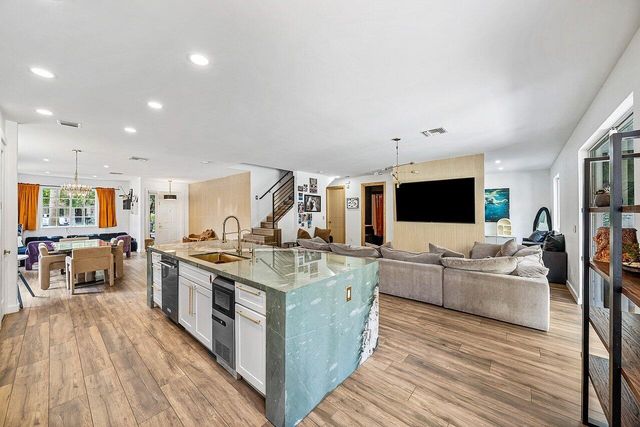 10223 Boca Vista Drive, Boca Raton, FL 33498