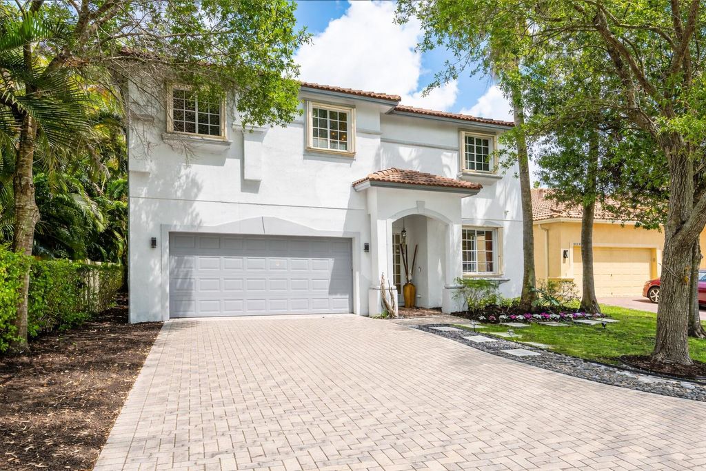 10223 Boca Vista Drive, Boca Raton, FL 33498