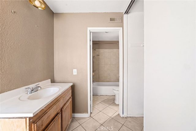 254 Hawthorne Street, Rialto, CA 92376