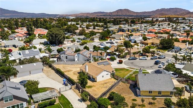 254 Hawthorne Street, Rialto, CA 92376