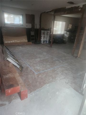 1034 N Enid Avenue, Azusa, CA 91702