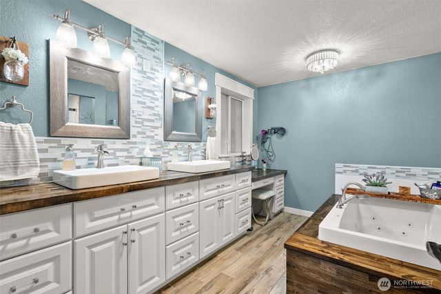 3594 Salmonberry Drive SE, Port Orchard, WA 98366