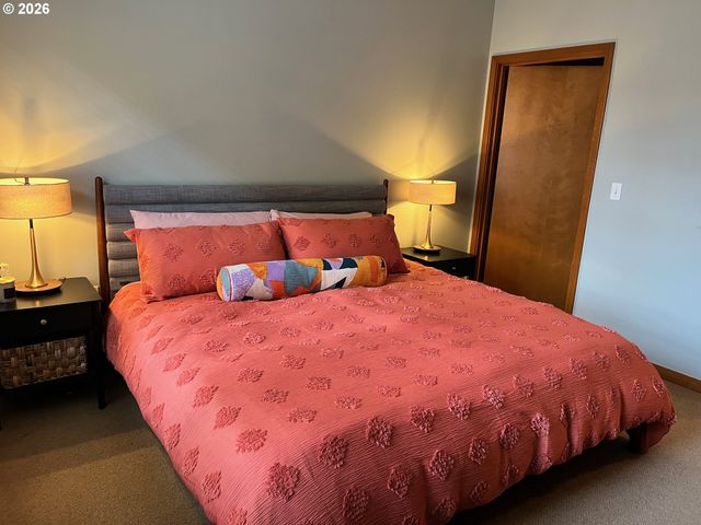 2335 Nw RALEIGH St A233, Portland, OR 97210