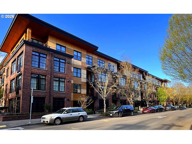 2335 Nw RALEIGH St A233, Portland, OR 97210