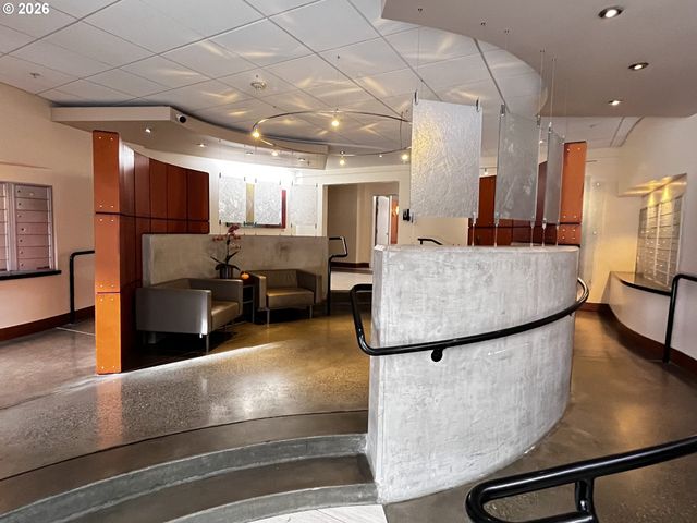 2335 Nw RALEIGH St A233, Portland, OR 97210