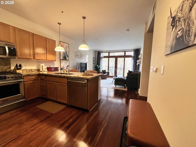 2335 Nw RALEIGH St A233, Portland, OR 97210