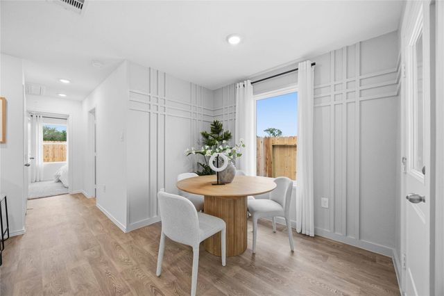 6005 Pineapple Street, Houston, TX 77048