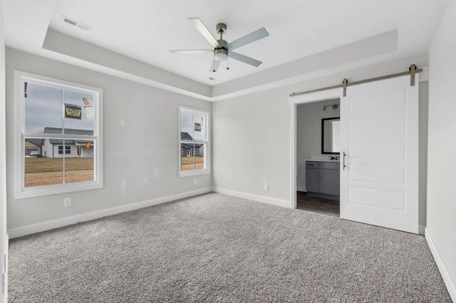 187 Donegal Dr, Clarksville, TN 37042