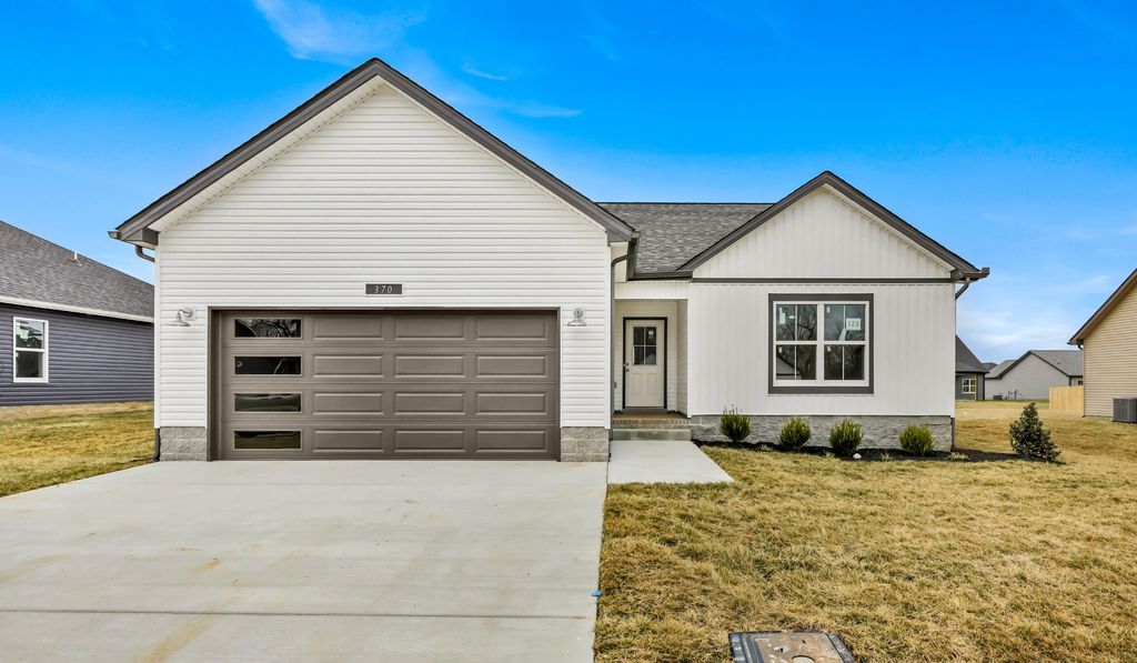 187 Donegal Dr, Clarksville, TN 37042