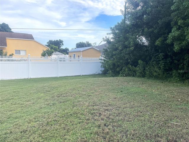 1003 TROPICAL AVENUE, Port Charlotte, FL 33948