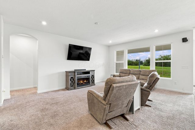 1385 Goldwell Drive, Sunbury, OH 43074
