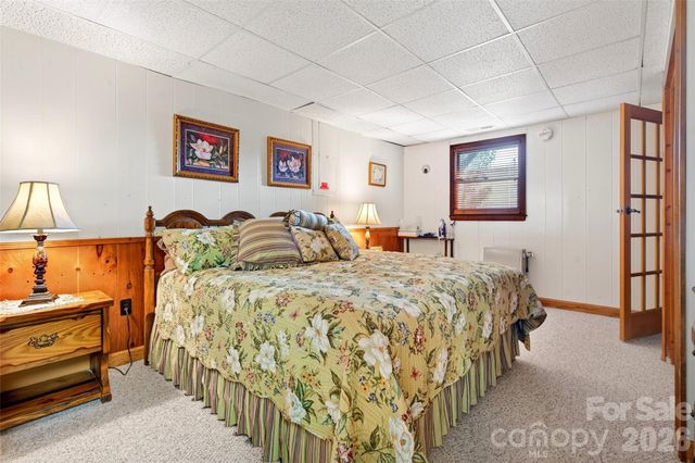 1347 Wipprecht Drive, Spruce Pine, NC 28777
