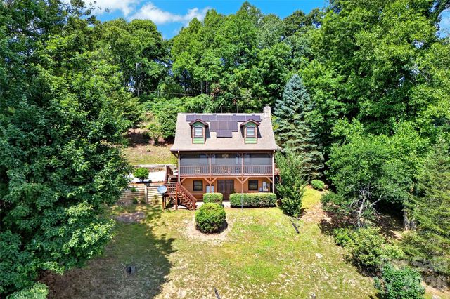 1347 Wipprecht Drive, Spruce Pine, NC 28777