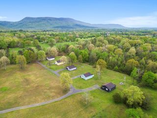 142 Rocken B Drive, Delano, TN 37325