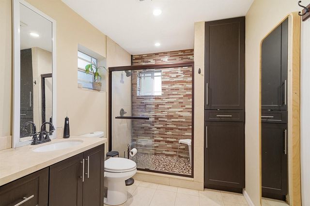 1208 N 31st Avenue, Hollywood, FL 33021
