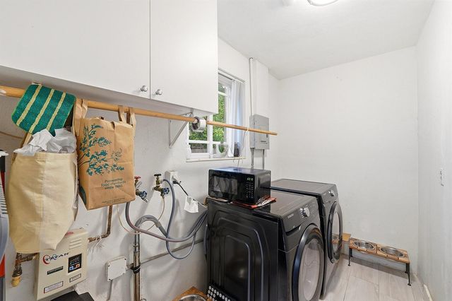 1208 N 31st Avenue, Hollywood, FL 33021