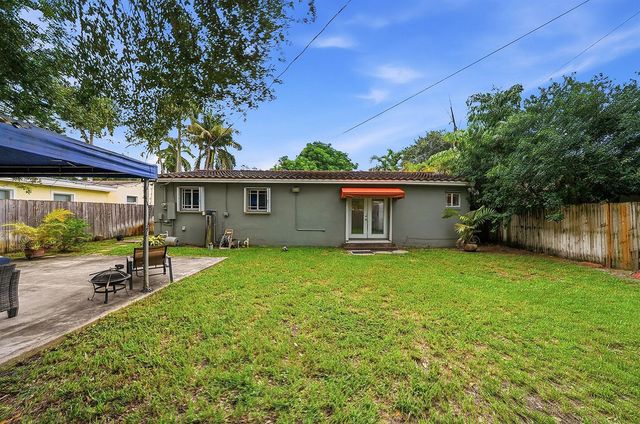 1208 N 31st Avenue, Hollywood, FL 33021